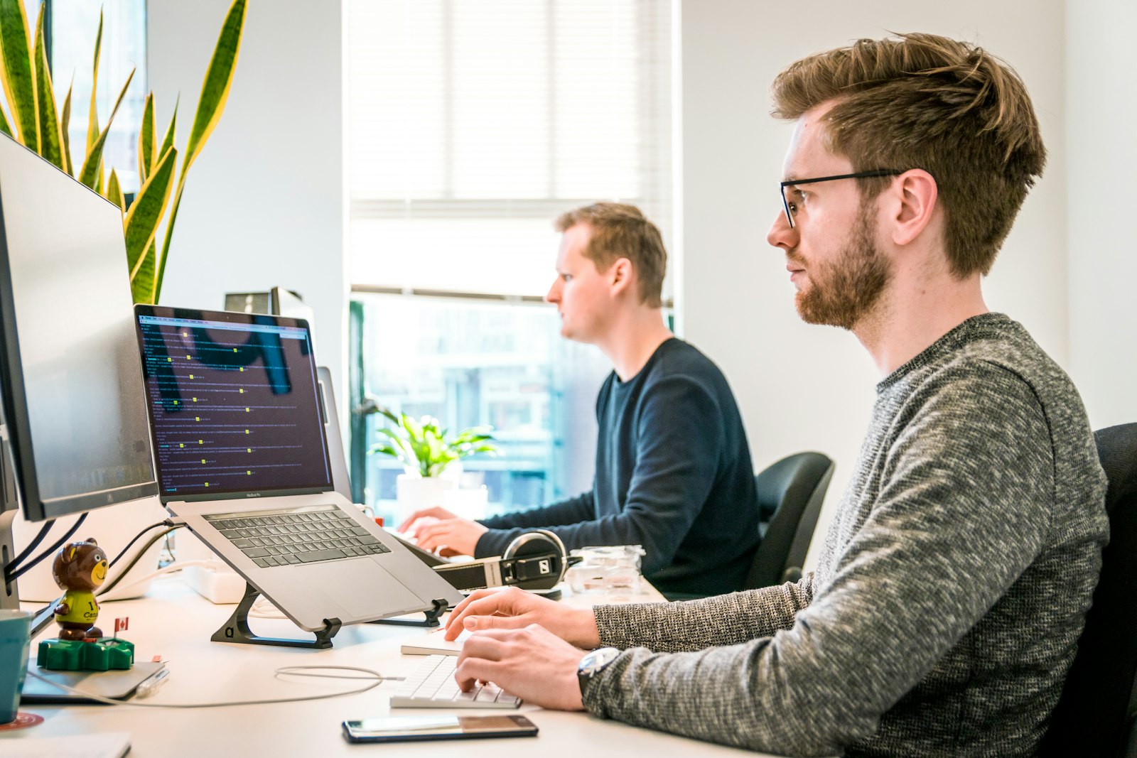 AI Vendor Selection Guide for Regulated Life Sciences Environments