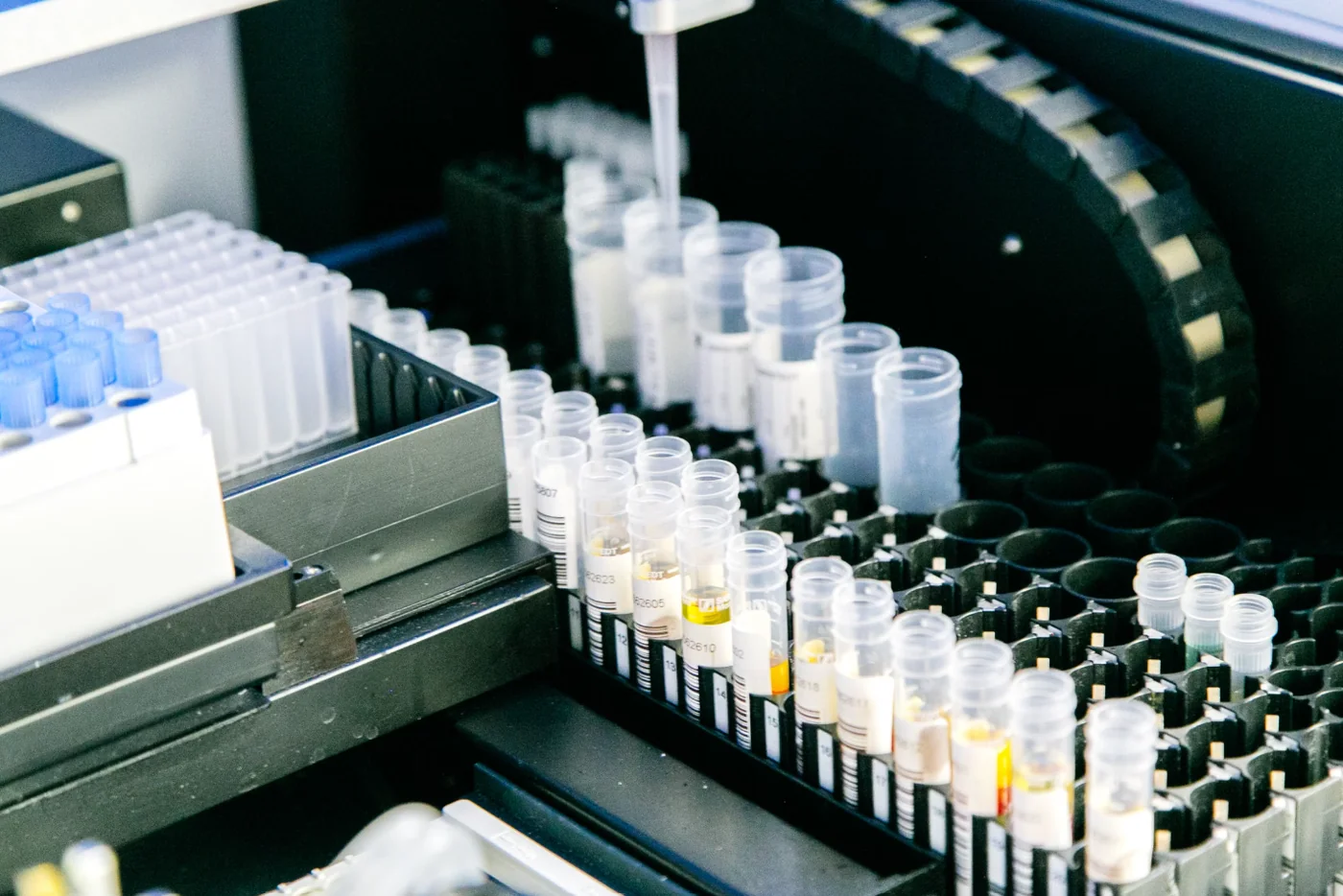 Self-Driving Labs: Where Closed-Loop Experimentation Is Real